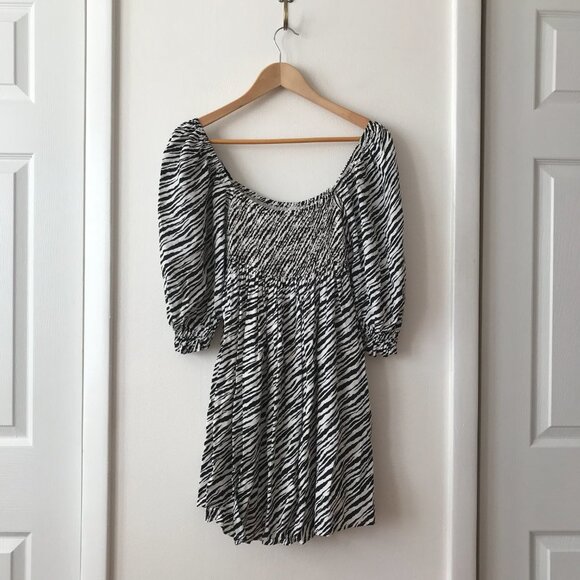 Faithfull The Brand Alina Zebra Print Smocked Dress - Picture 3 of 7